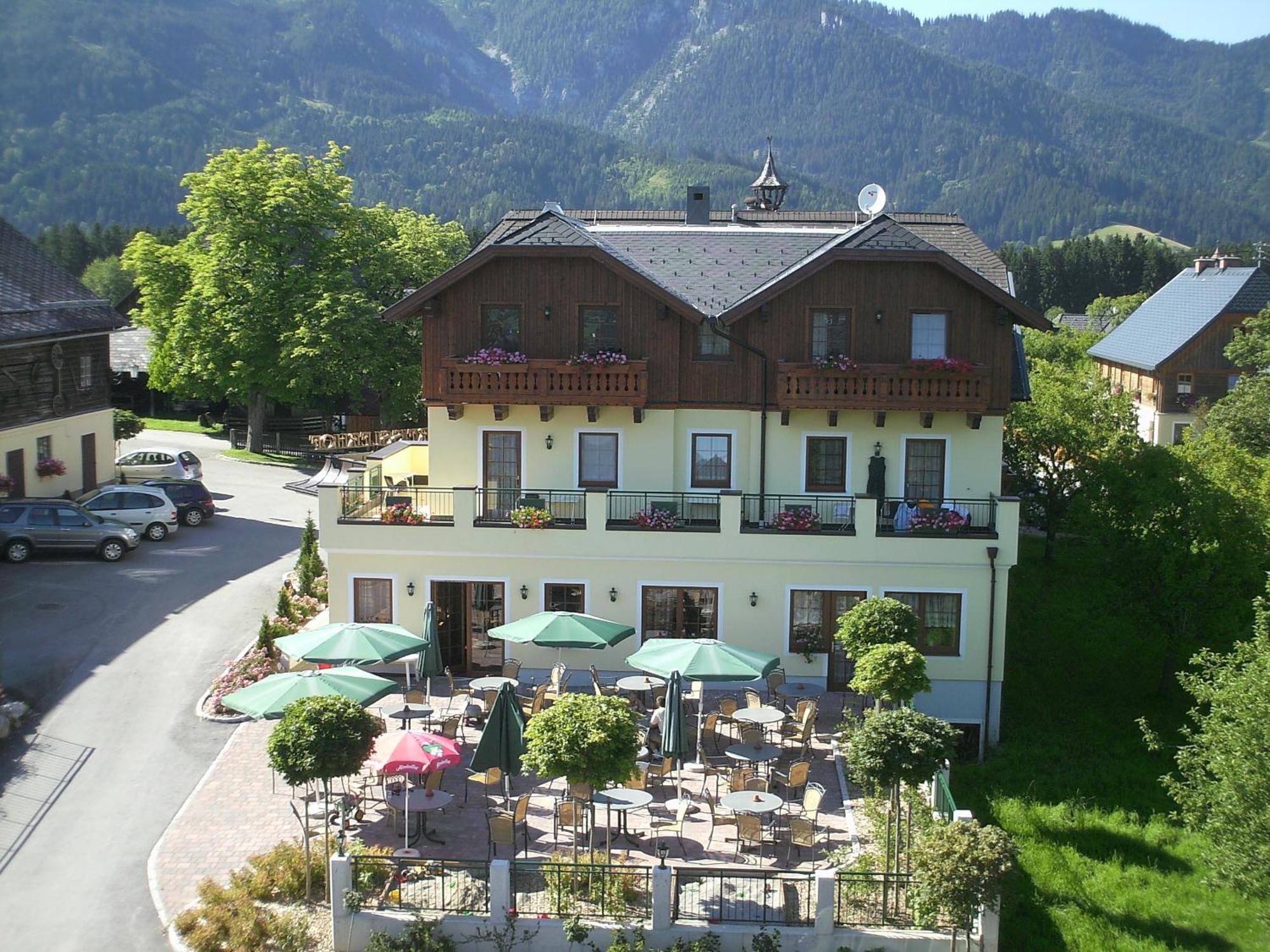 Reisslerhof Hotell Grobming Exteriör bild