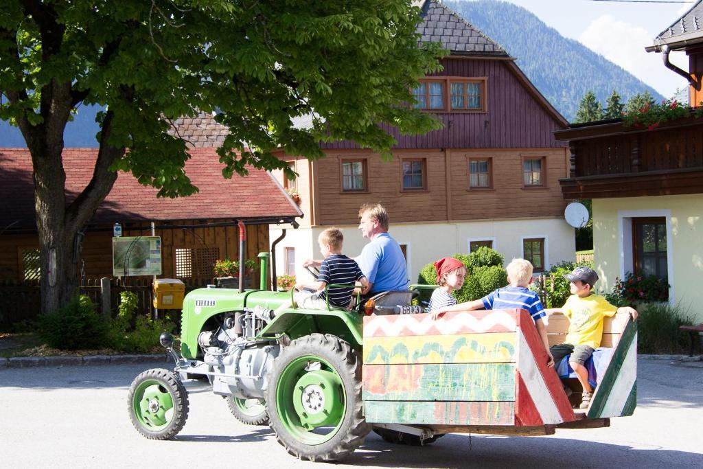 Reisslerhof Hotell Grobming Exteriör bild